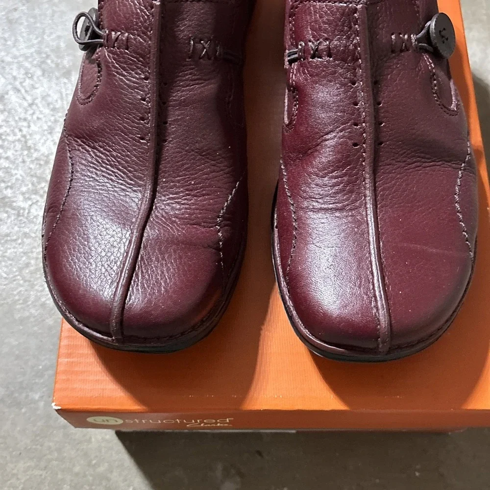 Clarks Shoes‎ Womens 7.5 N Loafer Burgundy Leather Slip On Round Toe Comfort